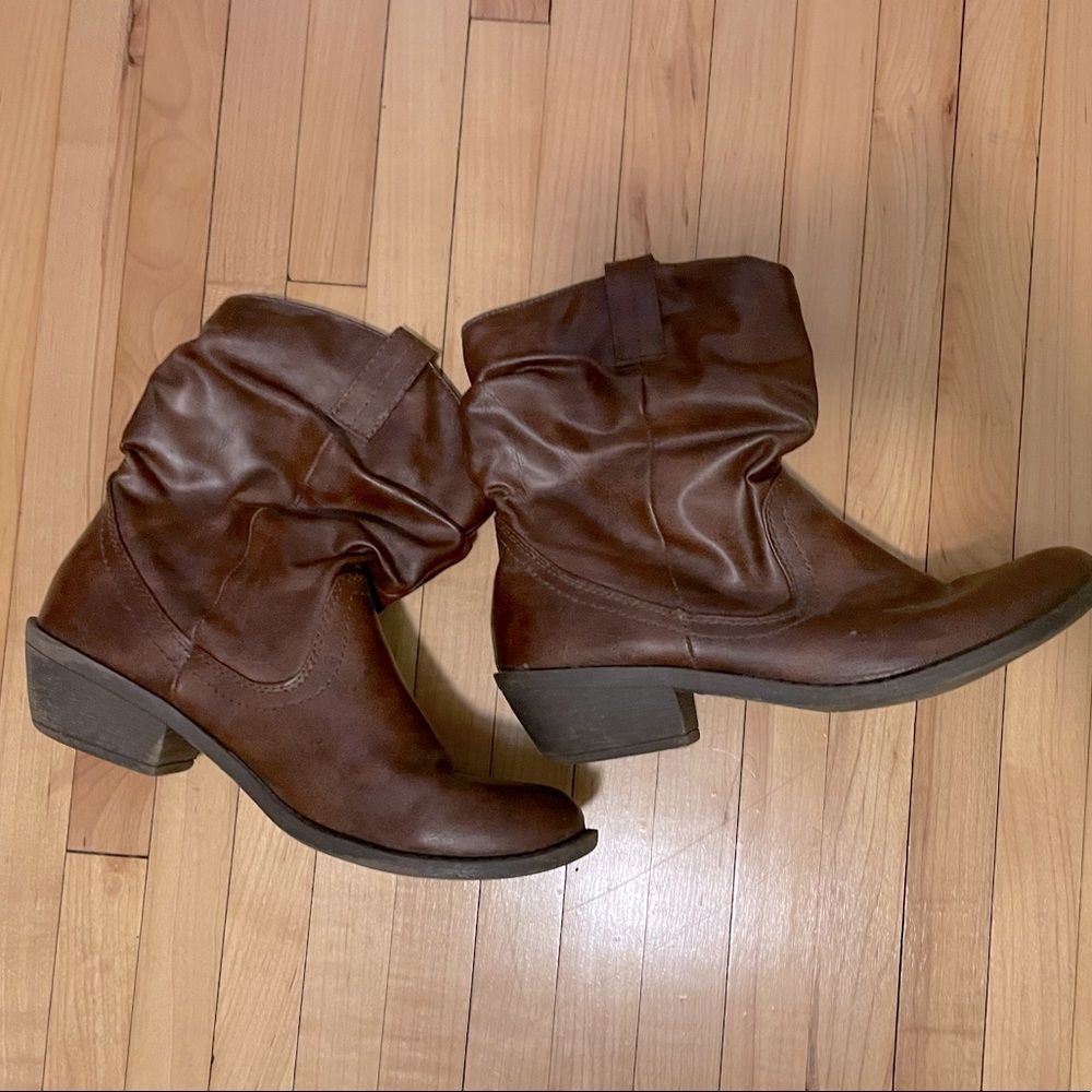 American Eagle Ankle Booties